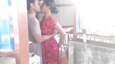 Tamil videos ilam anni pool oombi